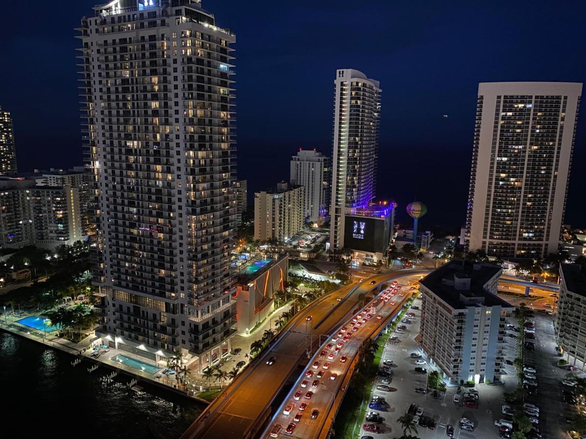 Beachwalk Studio Apmt 2 Beds, Amazing Views 2010B Hallandale Beach Eksteriør bilde