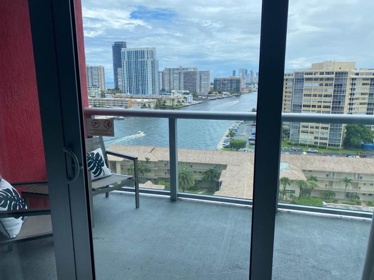 Beachwalk Studio Apmt 2 Beds, Amazing Views 2010B Hallandale Beach Eksteriør bilde